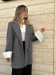 Blazer risvolta alla manica