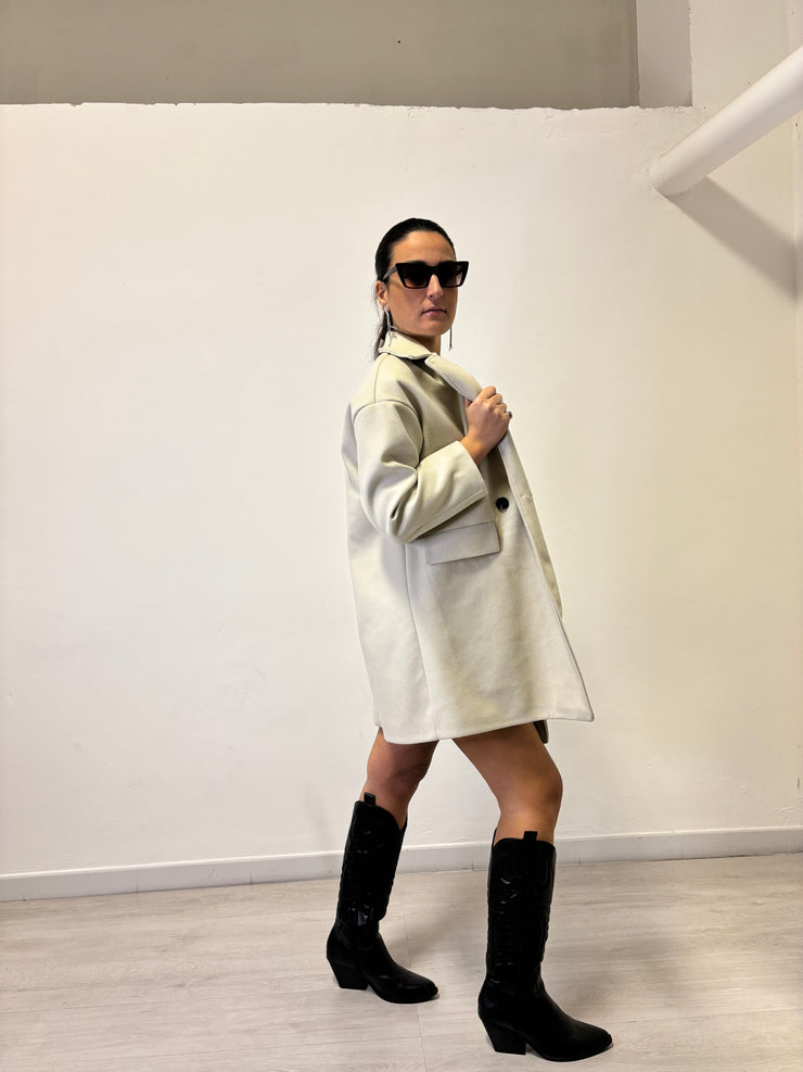 Cappottino corto stile over