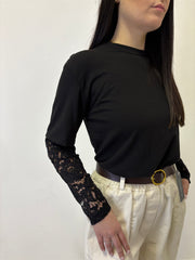 T shirt con manica in pizzo