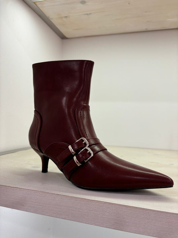 Stivaletto Wine